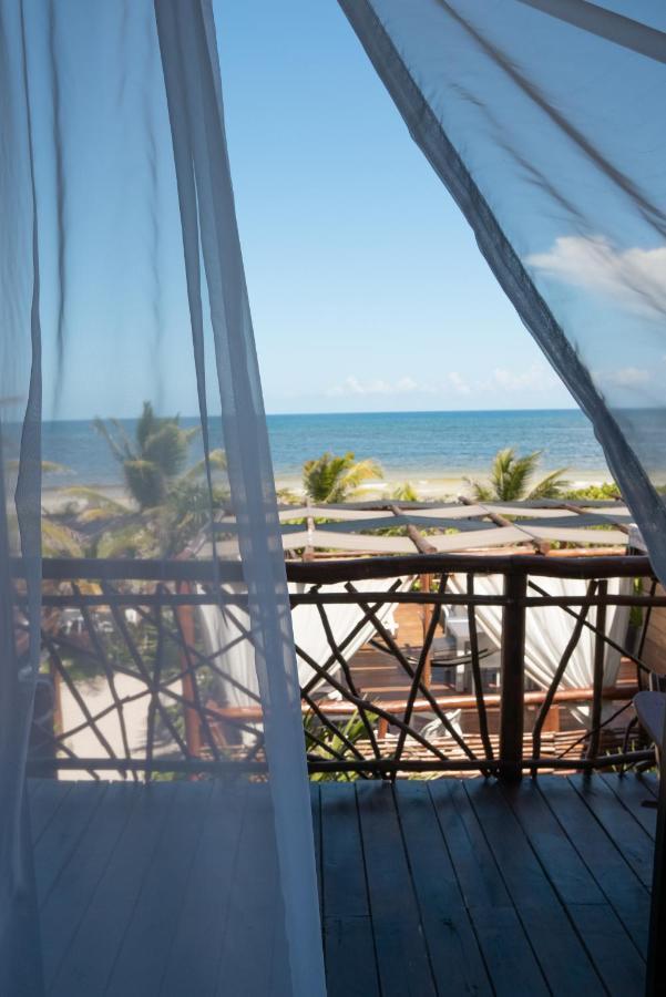 Casa Hayhu Hotel Mahahual Bagian luar foto