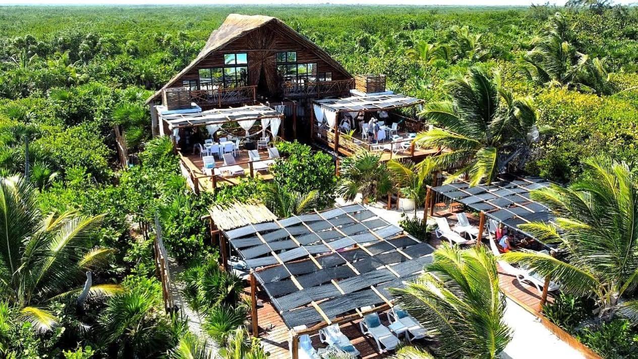 Casa Hayhu Hotel Mahahual Bagian luar foto